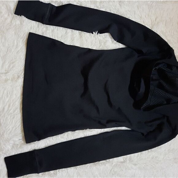 NWOT Under Armour Cold Gear Base Layer Hoodie - Picture 9 of 10